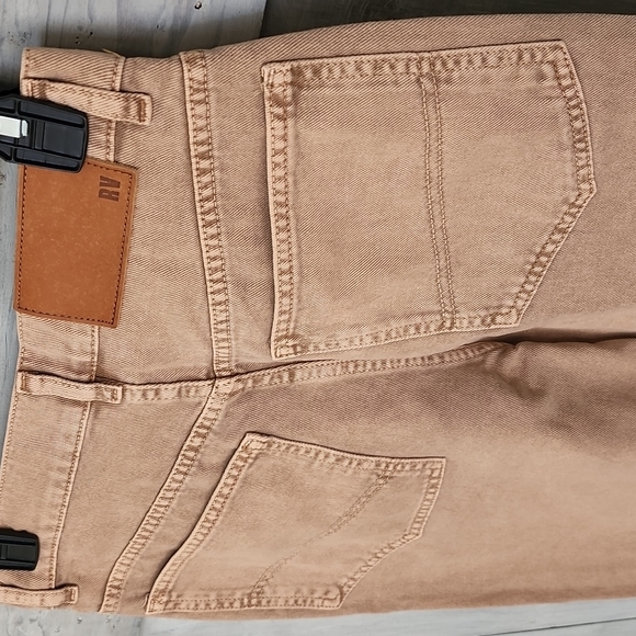 ASOS Reclaimed Vintage Inspired 90's Dad Jeans in Sand Wash W 26 NEW NWT - Picture 8 of 13